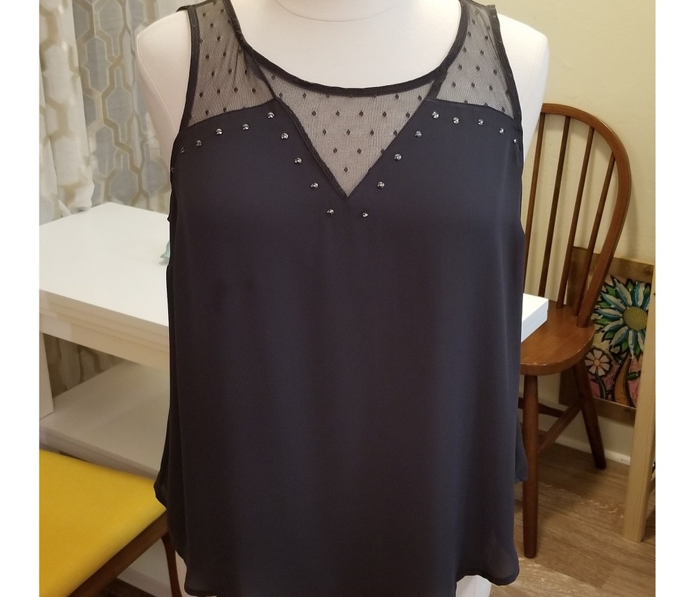 Mesh Inset Studded Tank Top - Picture 4 of 7